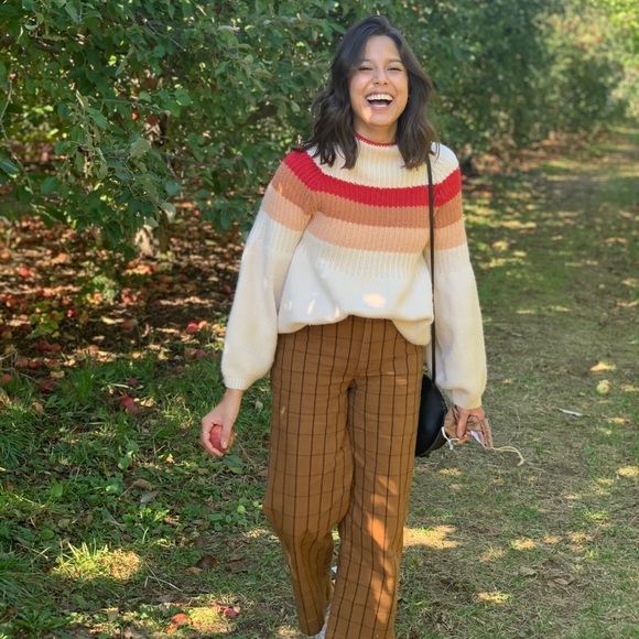 Meet your Posher, Devin - Picture 6 of 7